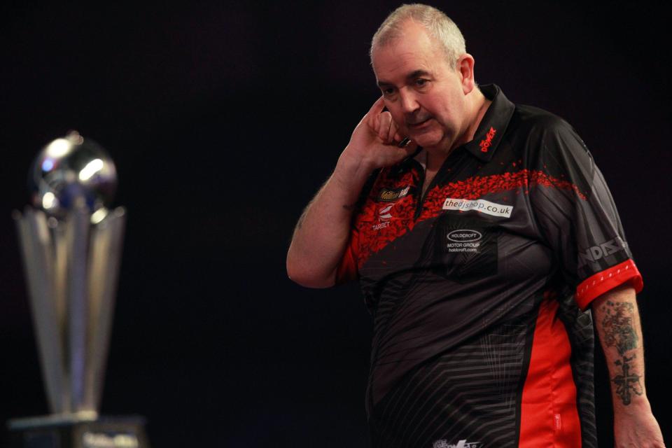  Legend Phil Taylor signed out after being outplayed