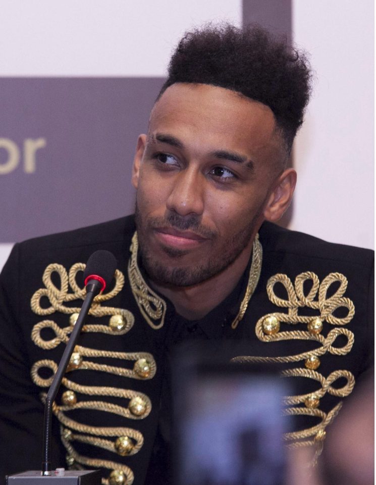  Arsene Wenger insists Pierre-Emerick Aubameyang's character will fit in at Arsenal