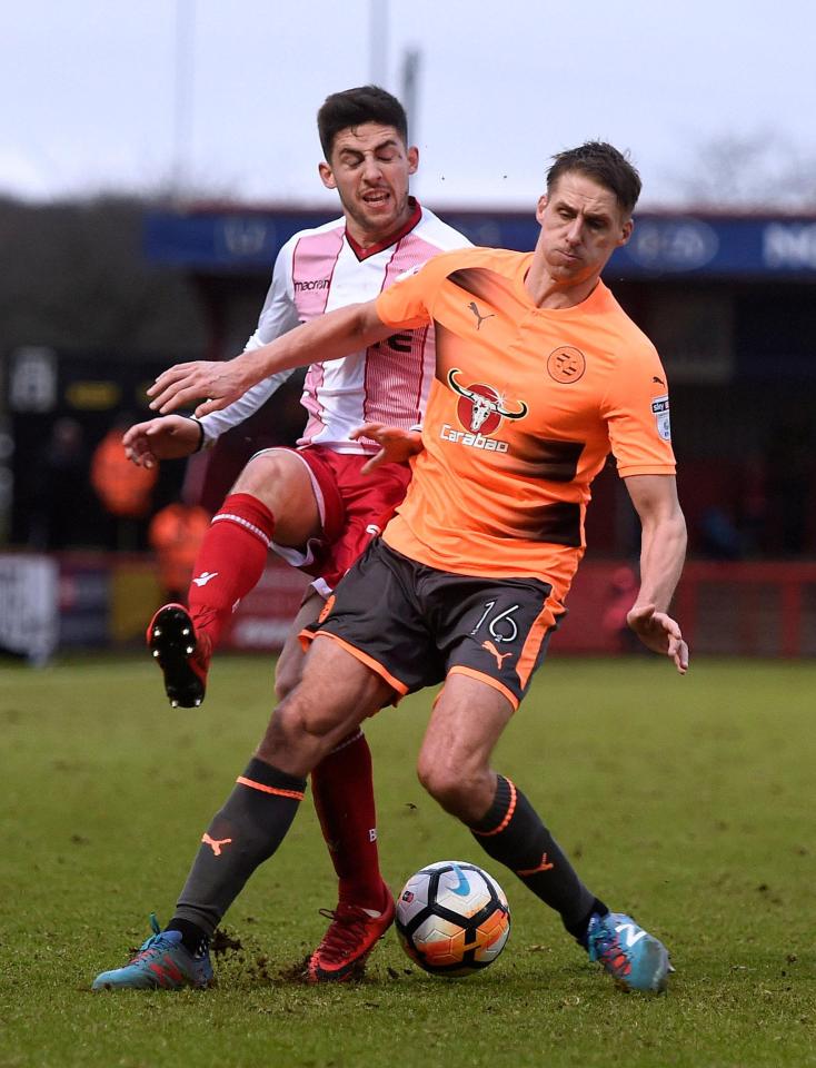  Neither side were able to break the deadlock with the match going to a FA Cup third round replay