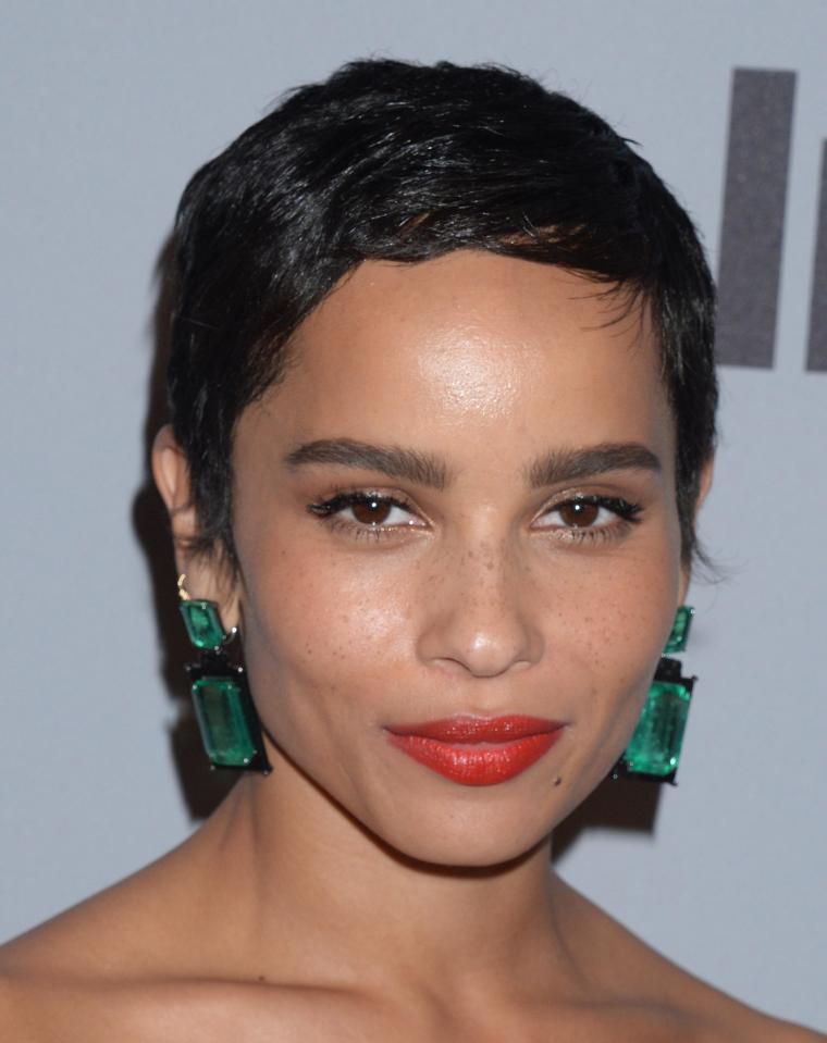  Zoe Kravitz makes a statement with large earrings teamed with a pixie cut