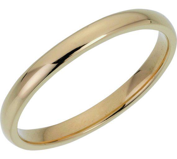  Copy Meghan Markle’s style with this Revere 9ct Gold Court Wedding Ring 2mm, at Argos