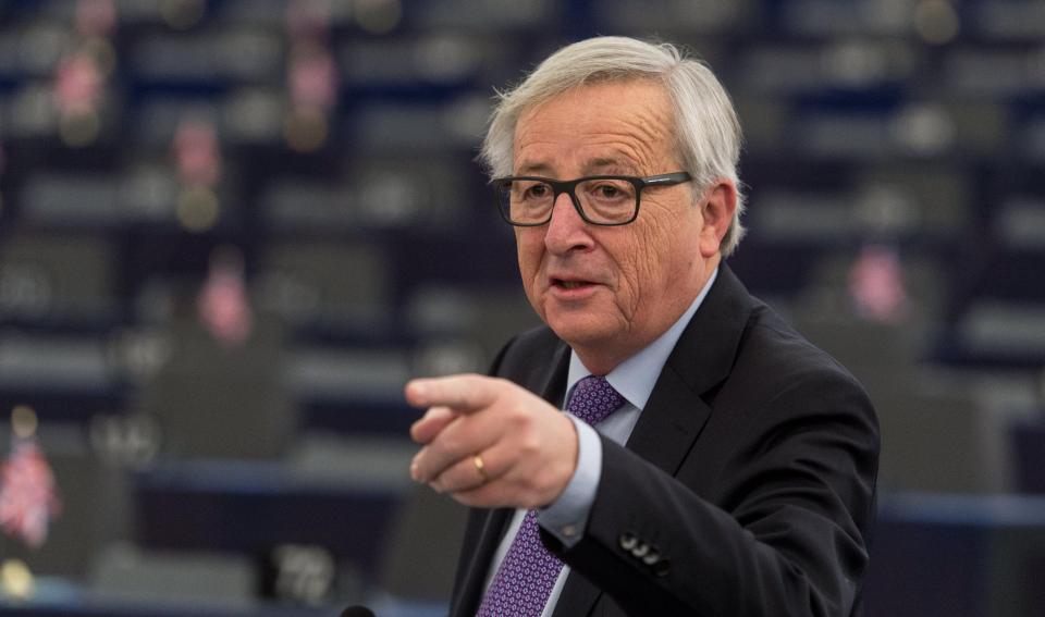  Jean-Claude Juncker has launched a new bid to keep Britain in the EU