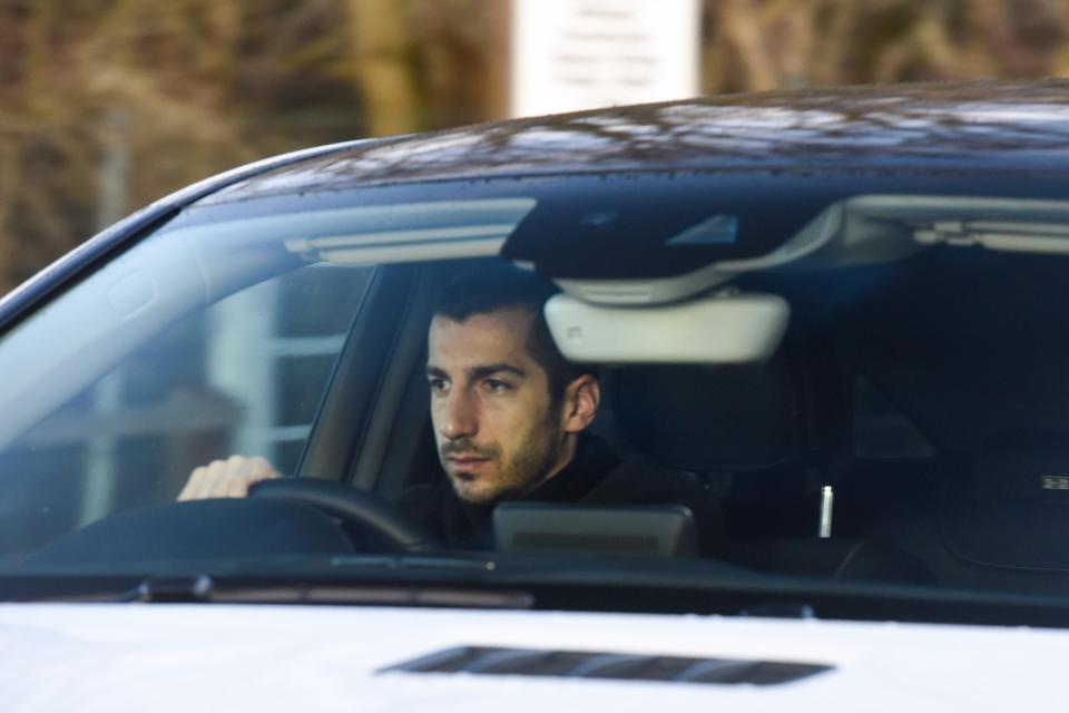  Henrikh Mkhitaryan drove into Manchester United's Carrington training complex this morning