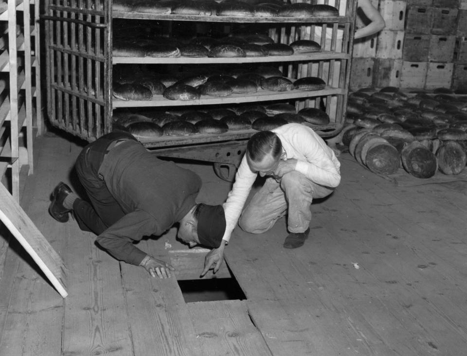  A bakery which supplied bread to German troops in prison was used for a poisoning plot