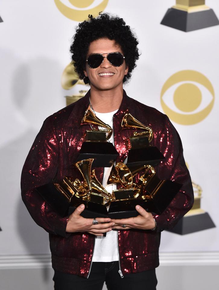  Bruno Mars went home with an impressive haul of awards