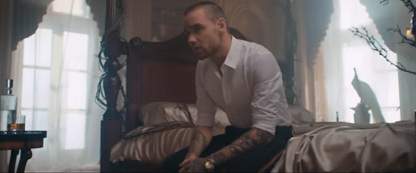  Lovesick Liam mopes around in his castle bedroom