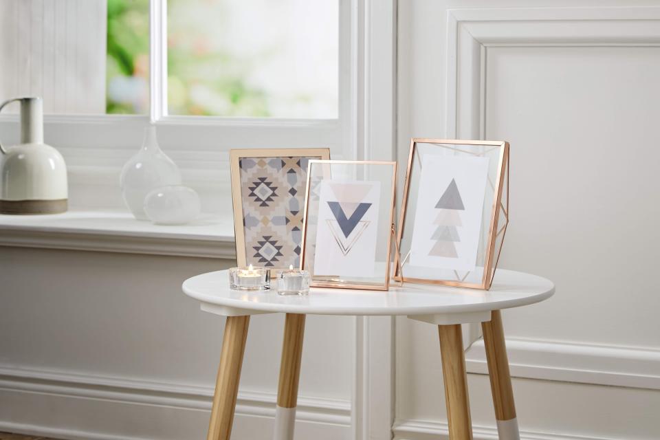 These rose gold photo frames will look stunning on a table or dresser 