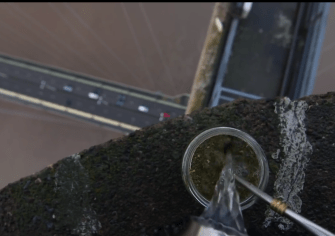  He even pauses on a ledge to make a cup of herbal tea