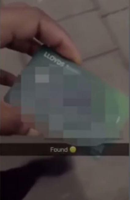  The unknown woman said she found the bank card in the street