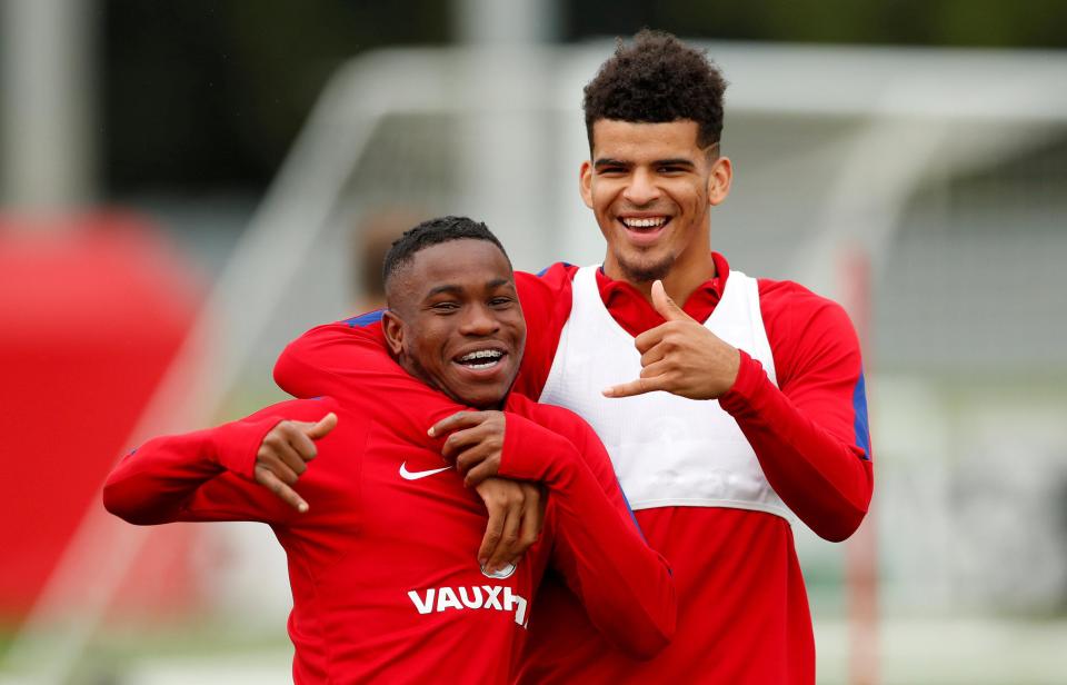  Dominic Solanke and Lookman posing in England U21 training