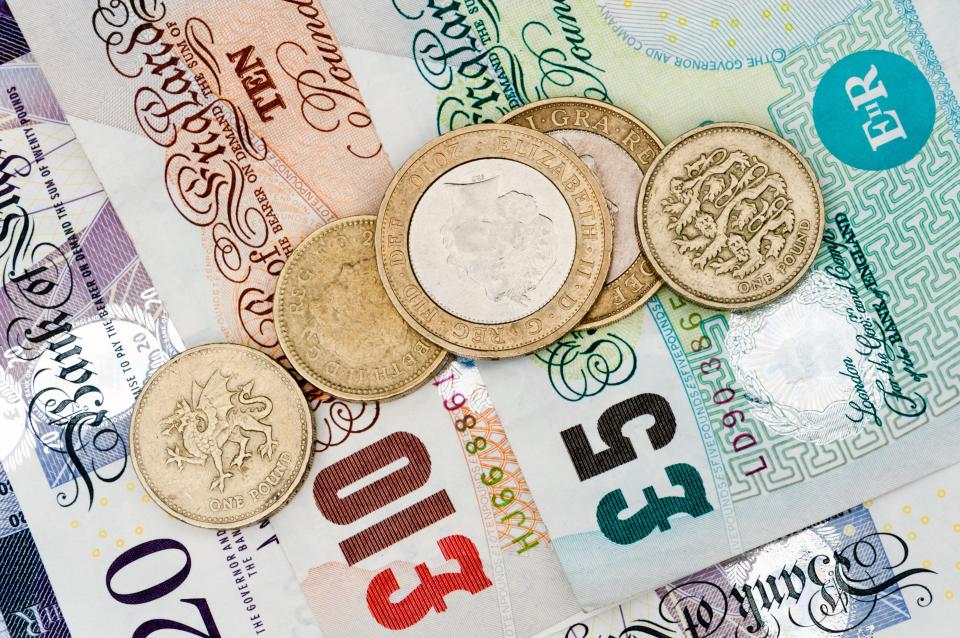  Average wages are rising again - and inflation will soon drop