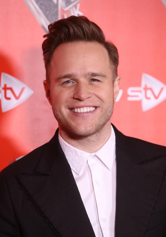  Vicky has called on showbiz pals like Olly Murs for favours