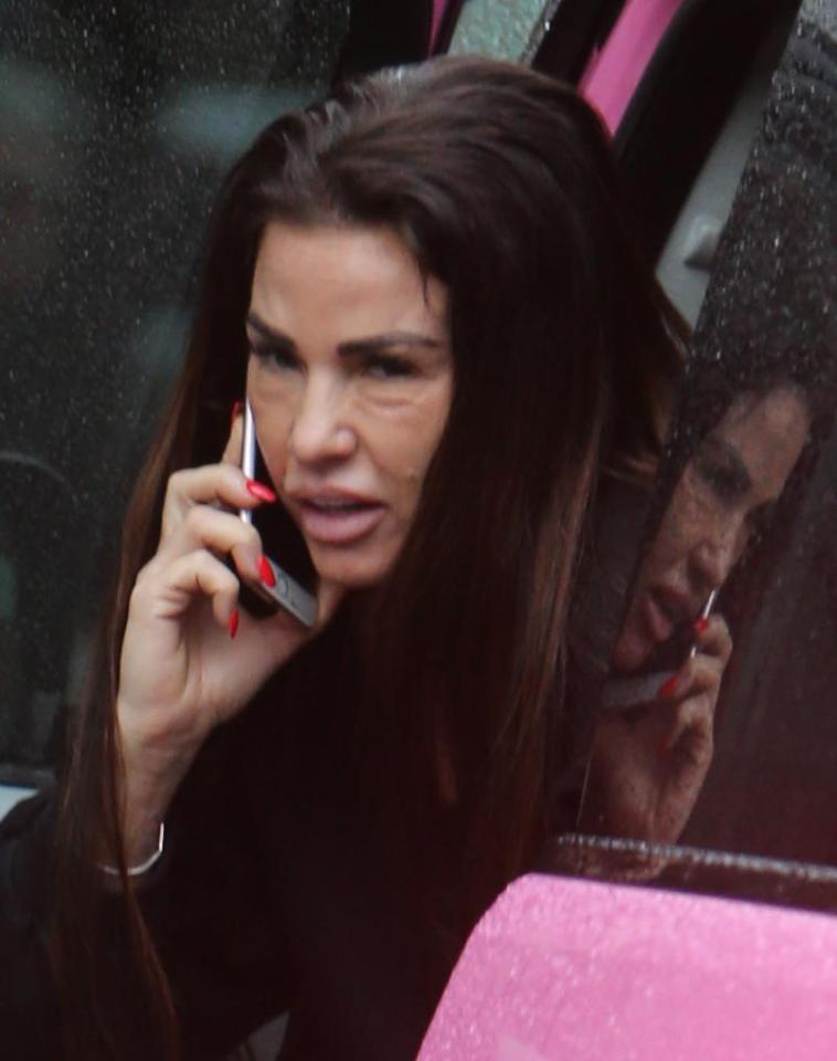  The former glamour model showed off a puffed up face recently as she left ITV's studios in London