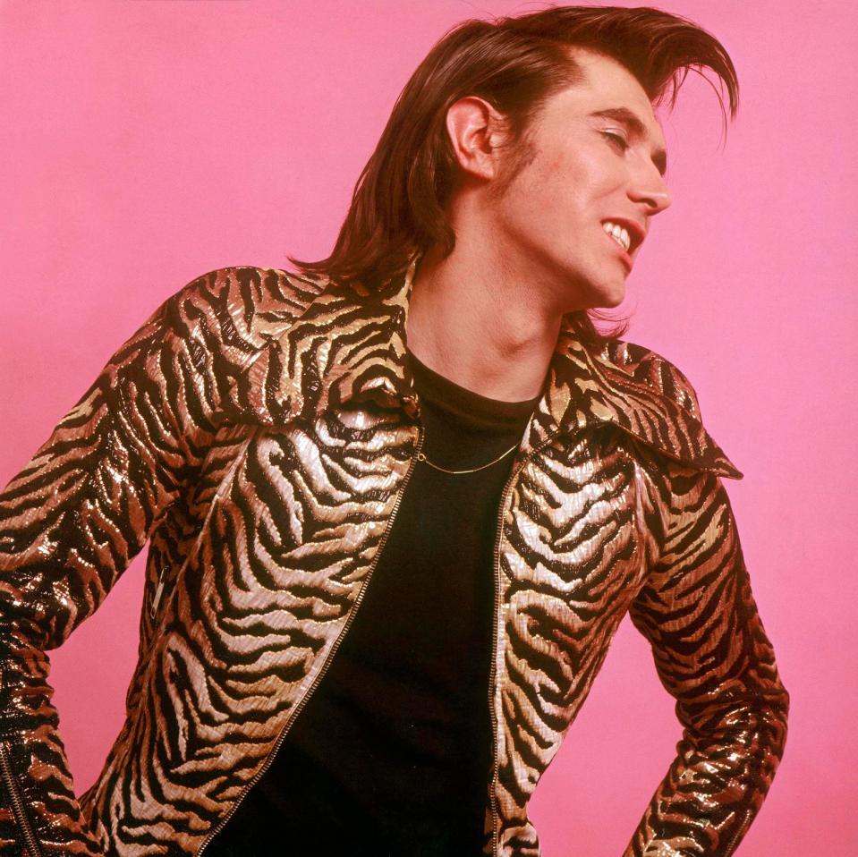  The ideal candidate for Roxy Music should be 'original, creative, adaptable, melodic, fast, slow, elegant, witty, scary, stable, tricky'