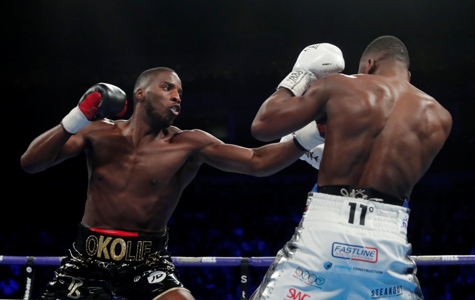 Lawrence Okolie started the fight off in blistering fashion against Isaac Chamberlain