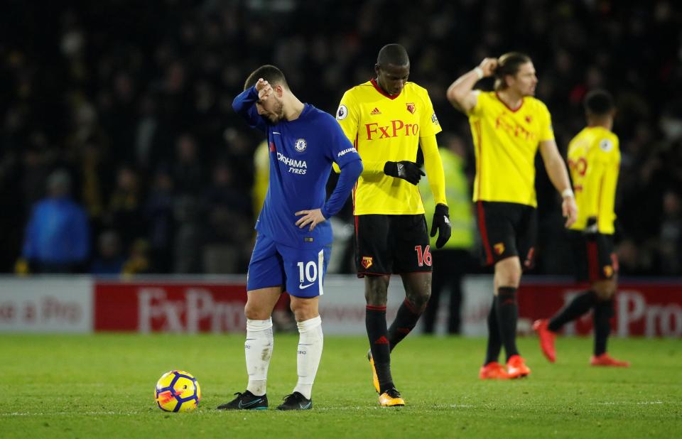  Chelsea's Eden Hazard looks dejected