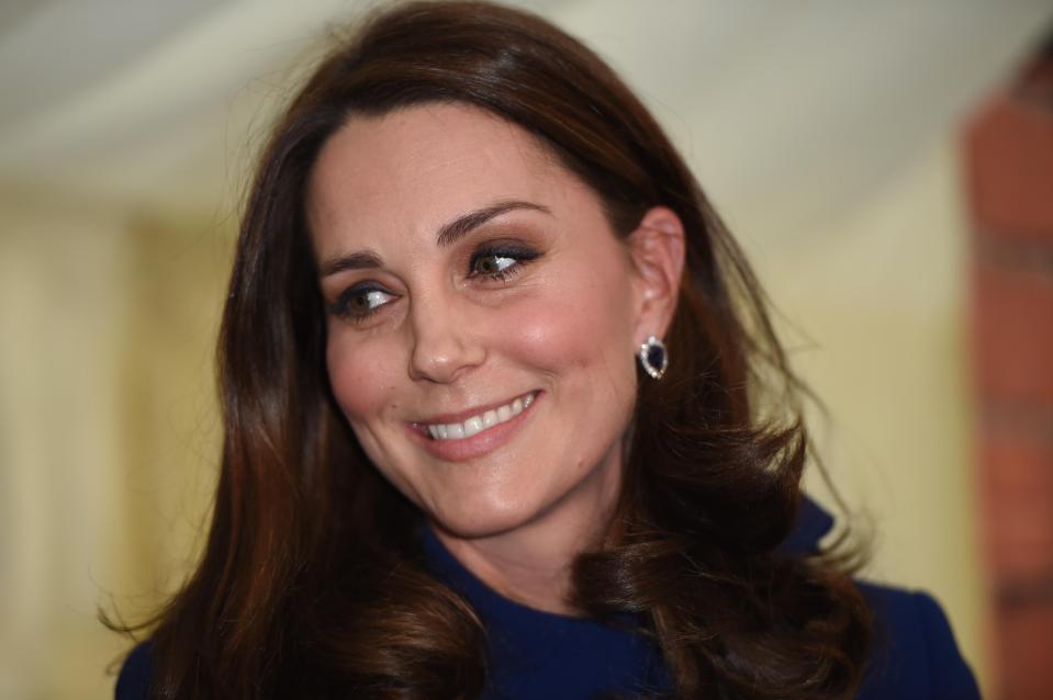  Kate made an effort for clients and professionals at the Essex treatment centre, with a bouncy blowdry