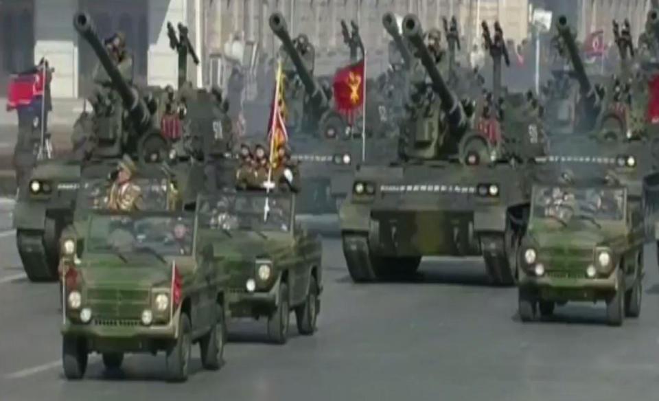  The parade marking the 70th anniversary of the founding of the North Korean army was attended by leader Kim Jong Un and other senior officials