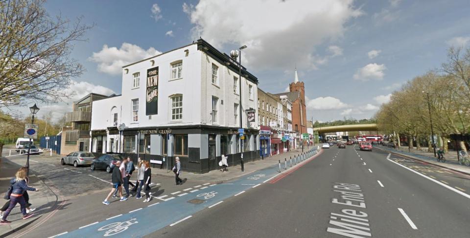  The New Globe in Mile End Road, 2018