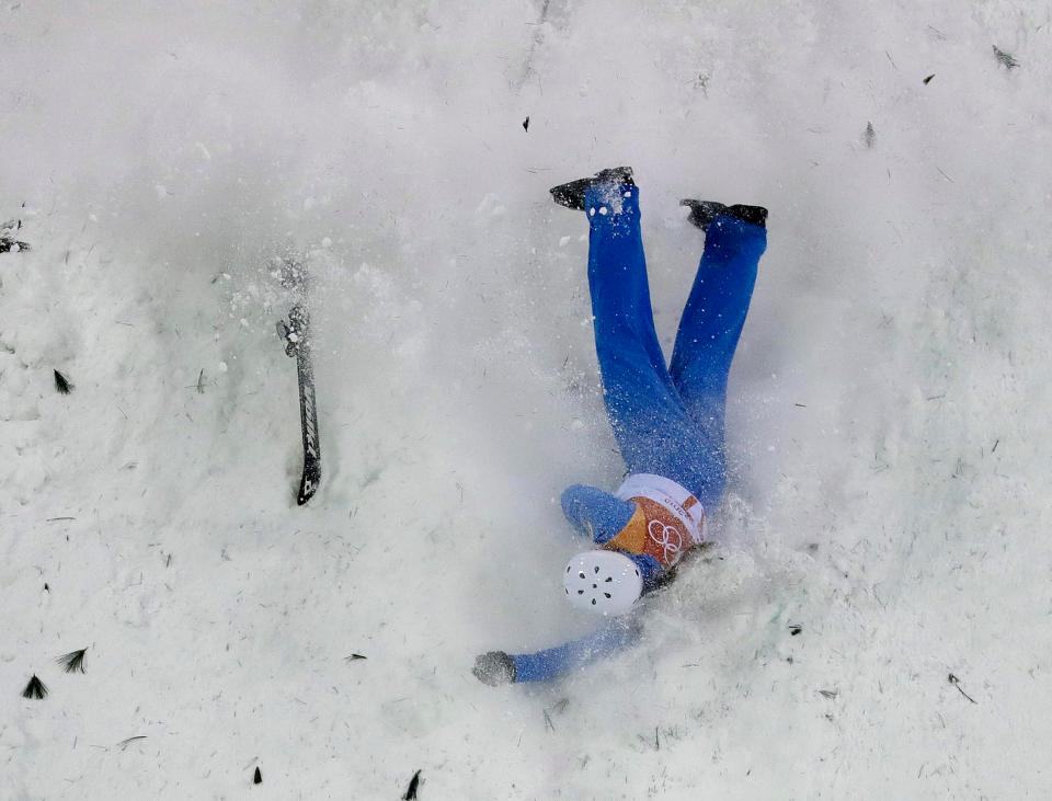 America's Madison Olsen thundered into the ground as she failed to land her trick in the final