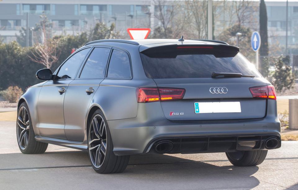  Rather than drive himself, Sergio Ramos likes to sit in the passenger seat of his Audi RS6 Quattro