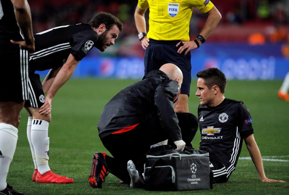 Jose Mourinho was furious with Man United doctors after Ander Herrera's injury