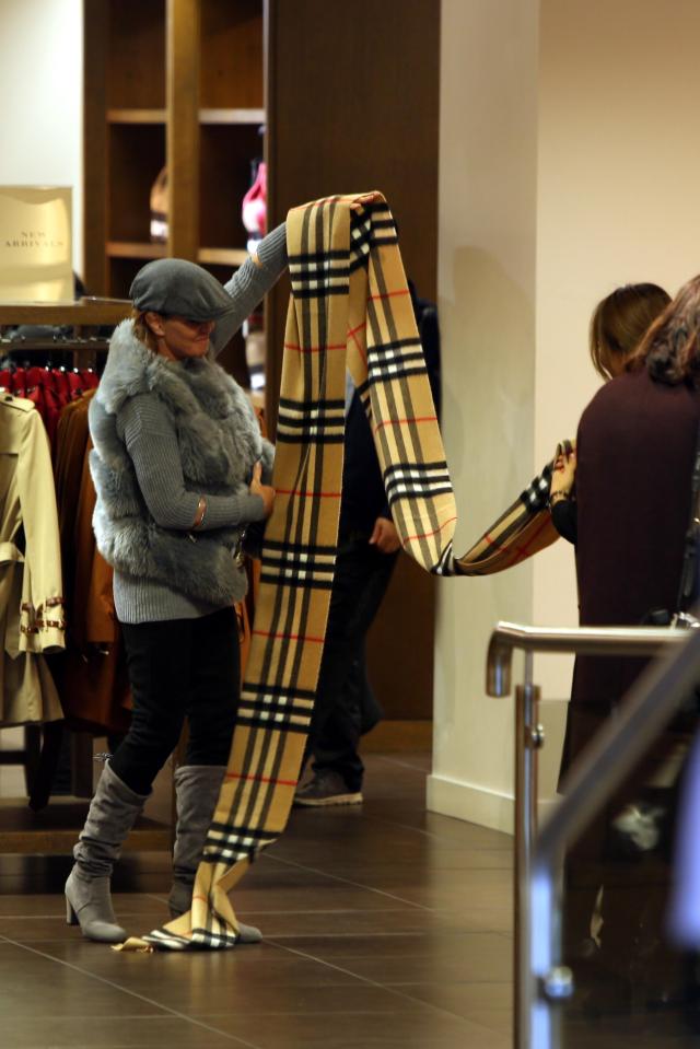  Danniella Westbrook was spotted back in her favourite shop... Burberry