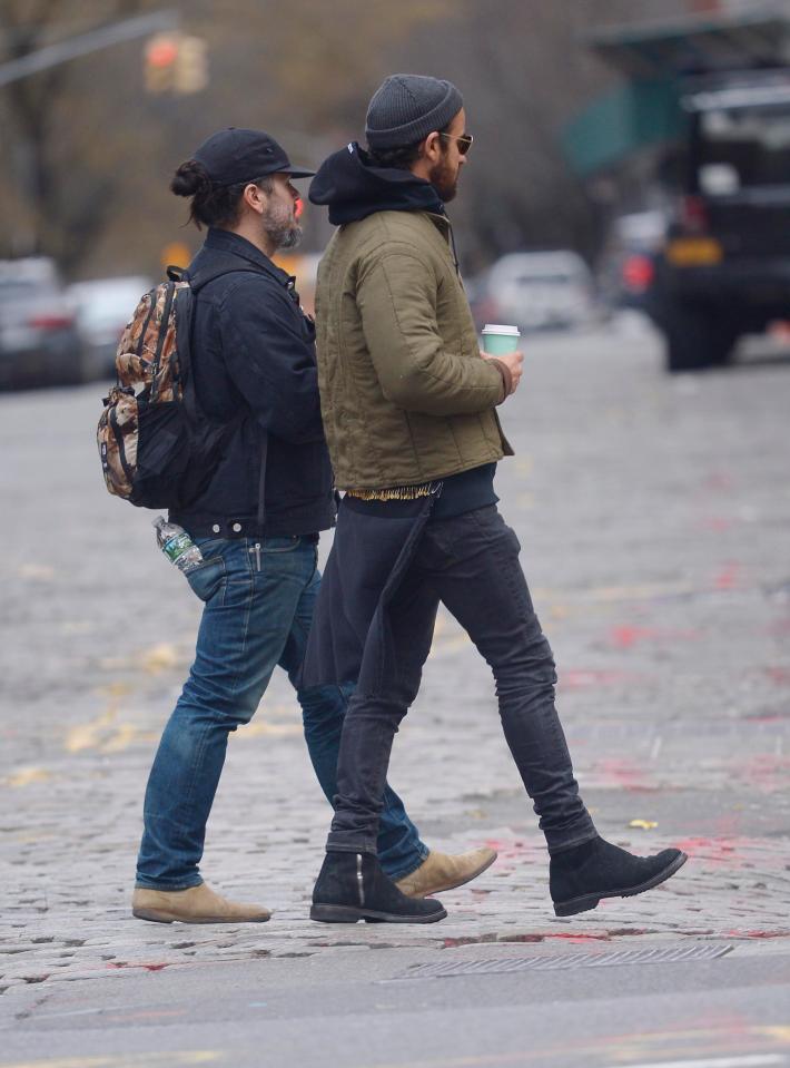  The bearded pair appeared to be shooting the breeze on the overcast day