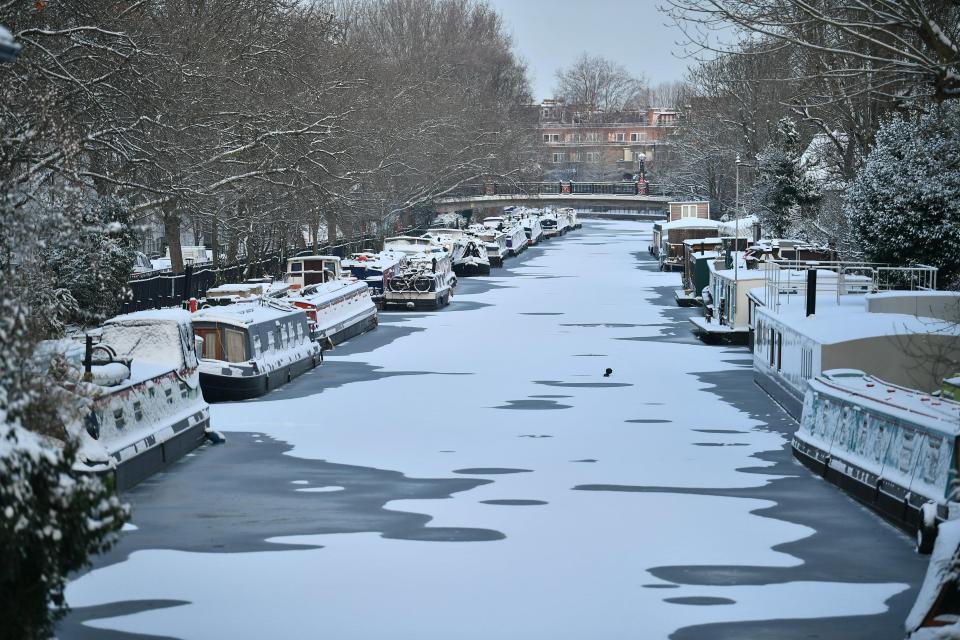  Frozen waters in Little Venice, West London following an overnight battering from 'The Beast from the East'