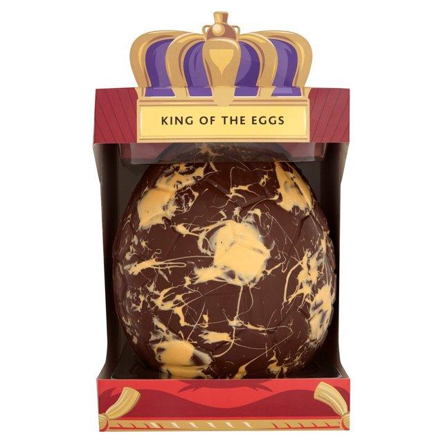  The King of Eggs comes in its own royal box and weights 800g