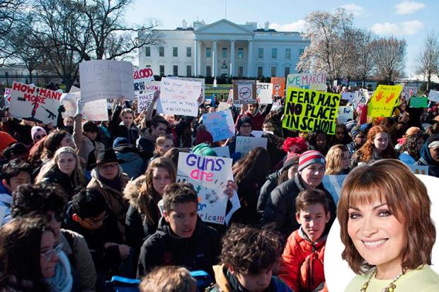 Lorraine Kelly takes on the NRA