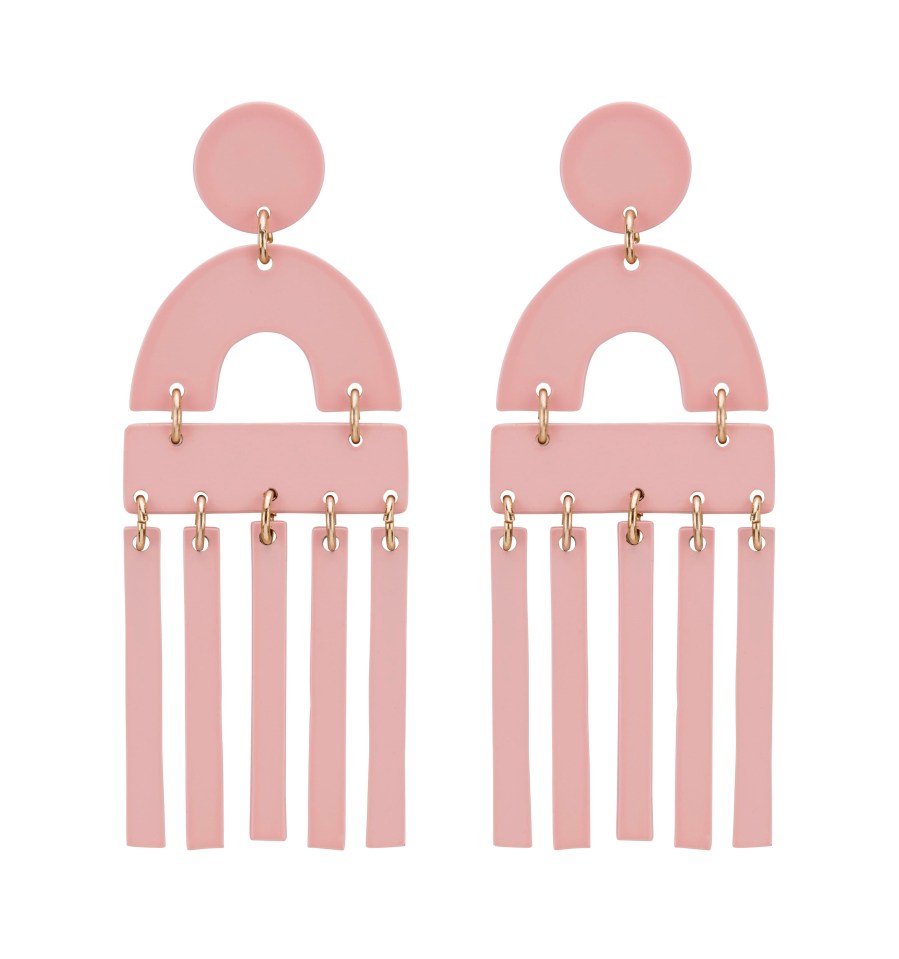 These earrings are perfect for pink Wednesdays