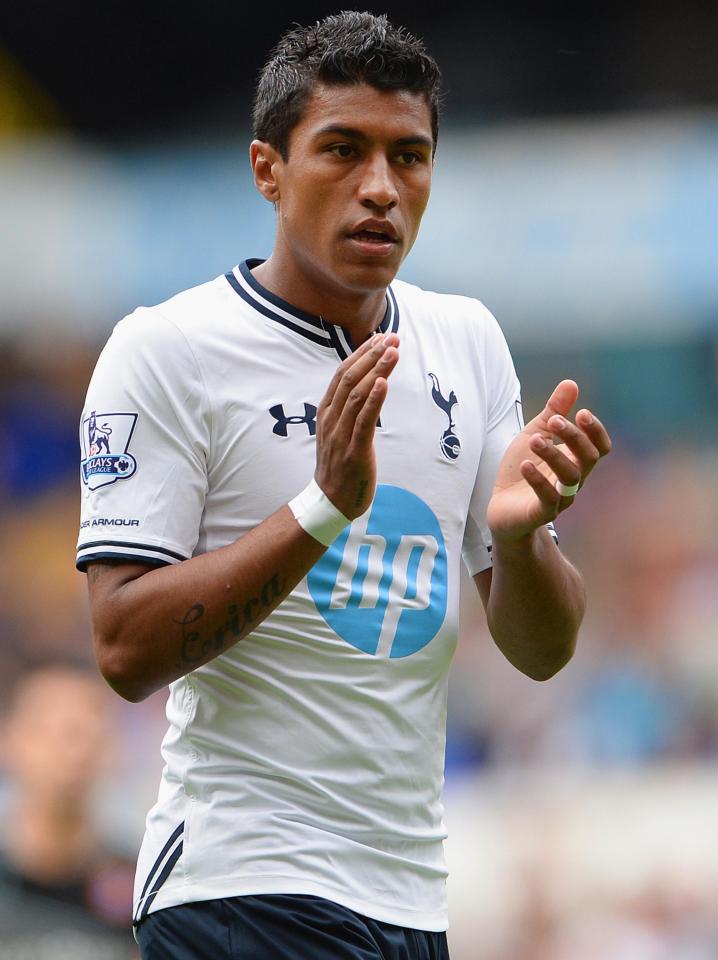  Paulinho was not a hit at White Hart Lane... but is at the Nou Camp