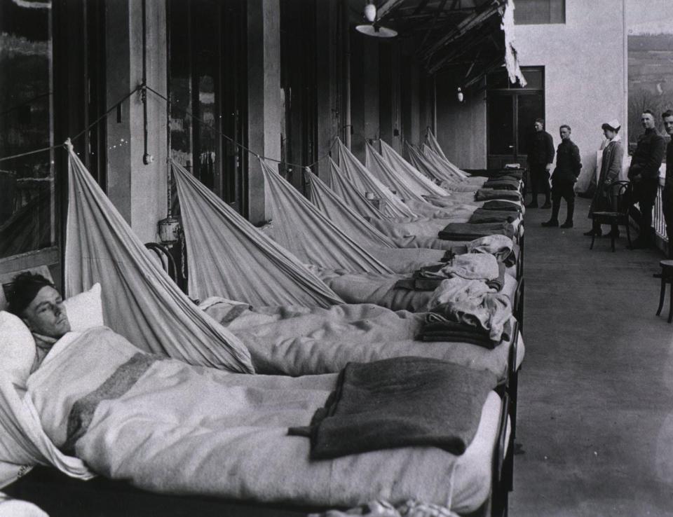  The deadliest flu pandemic was the 1918 outbreak of Spanish flu which infected a third of the population and claimed up to 100 million lives