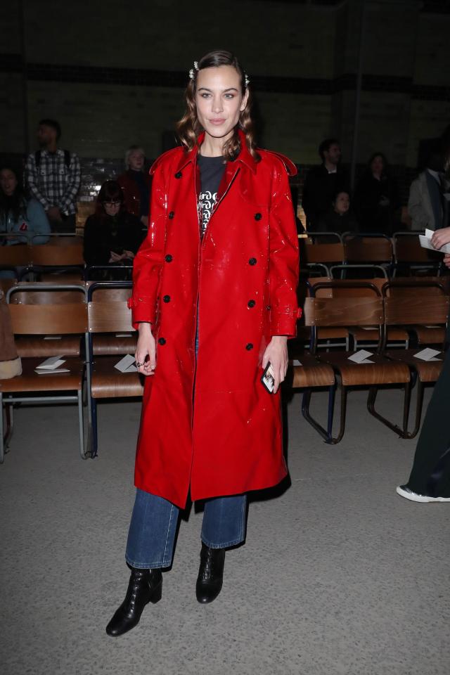  Style queen Alex Chung wore a bright red mac to the Burberry autumn/winter 2018 show at London Fashion Week