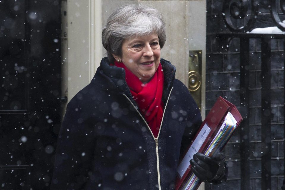  Theresa May braced the snowy weather ahead of today's session of Prime Minister's Questions