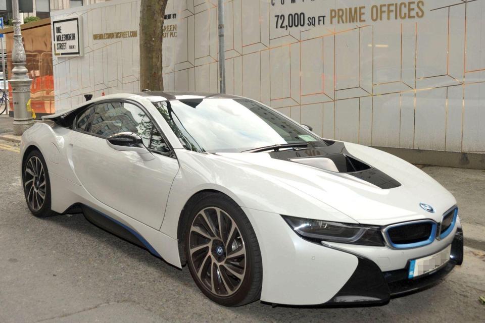  The average sale price for an i8 is around £60,000