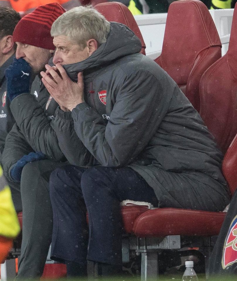  Arsene Wenger has lost the trust of the Arsenal board after a terrible run of results