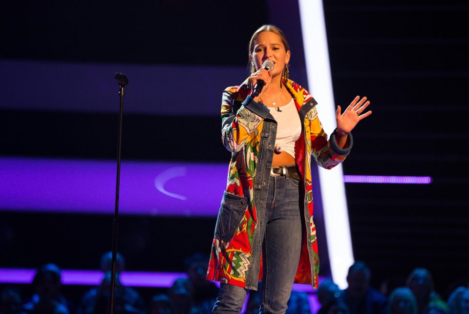  Anna Willison Holt is a 17-year-old contestant on The Voice UK 2018