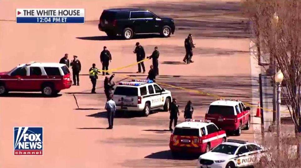  Authorities on the scene as the White House is on lockdown while the Secret Service respond to reports of shots fired on the North Lawn