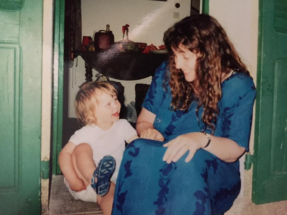  Caitlin as a tot with her mum Elaine who she says taught her to never give up