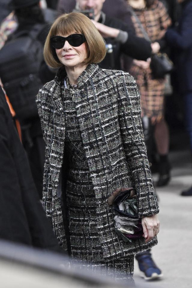  Anna Wintour wore her signature dark sunglasses