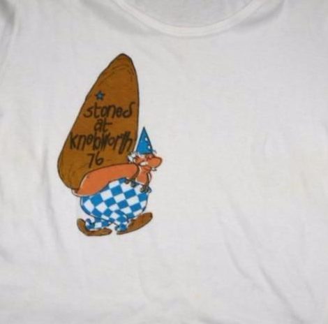  HEAVY ROCK . . . Asterix strongman Obelix on the Stones’ 1976 roadies top