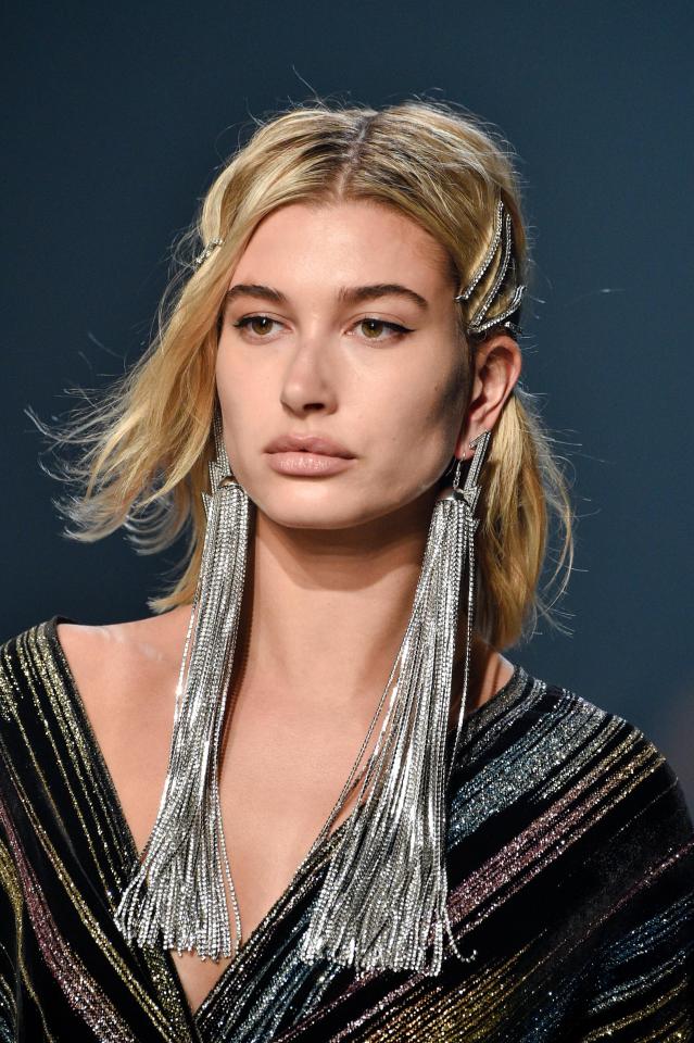  Hailey Baldwin walked the runway in these striking drop earrings at the Zadig & Voltaire show in New York