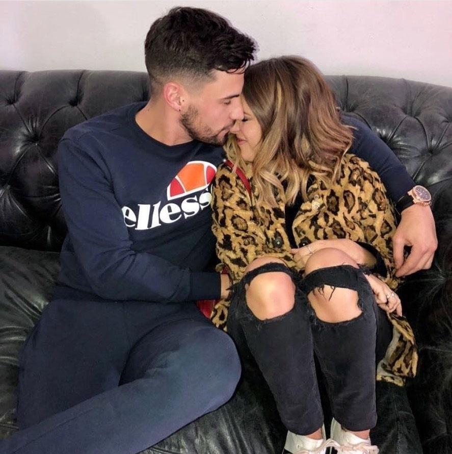  ITV2 host Caroline Flack and Celebrity Big Brother star Andrew Brady have agreed to give their romance another chance