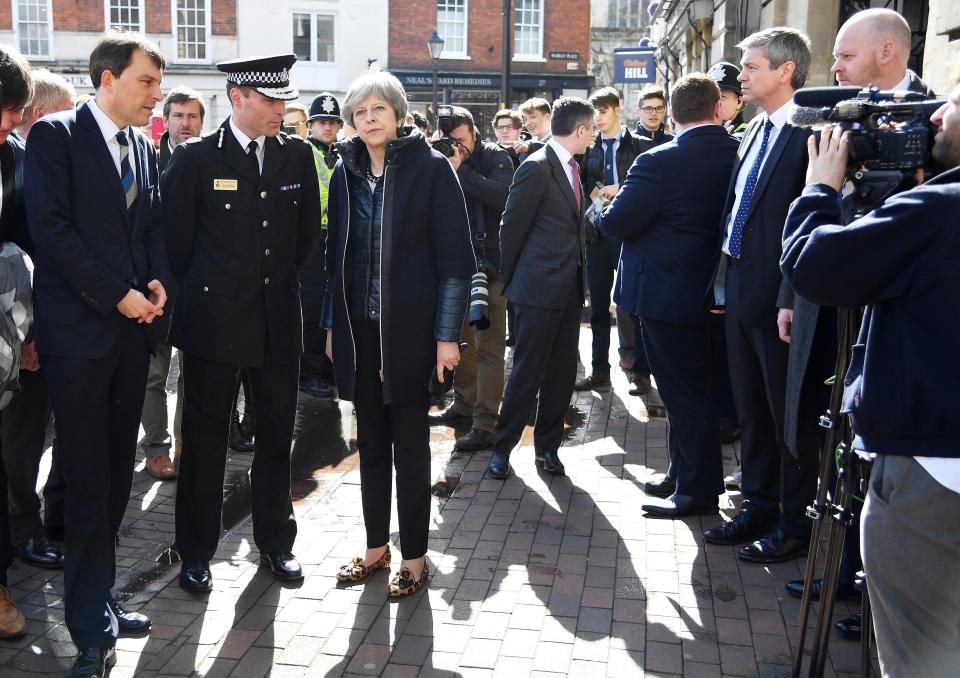  The PM spoke to police and local officials