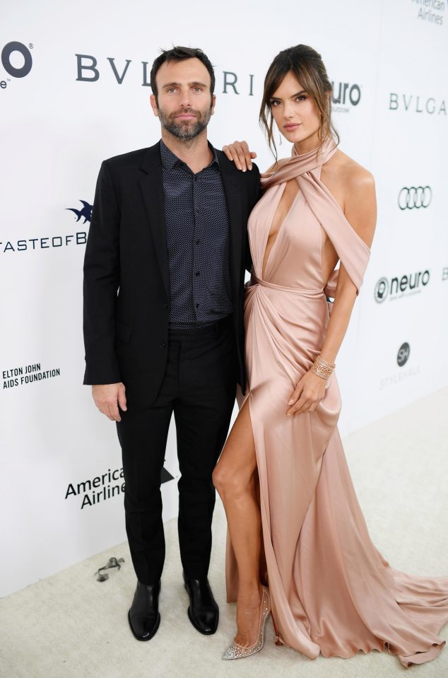  Alessandra Ambrosio jas reportedly split from her fiance Jamie Mazur