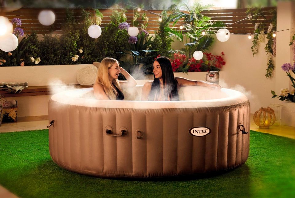  Aldi's hot tub is back on sale in time for the summer at £280