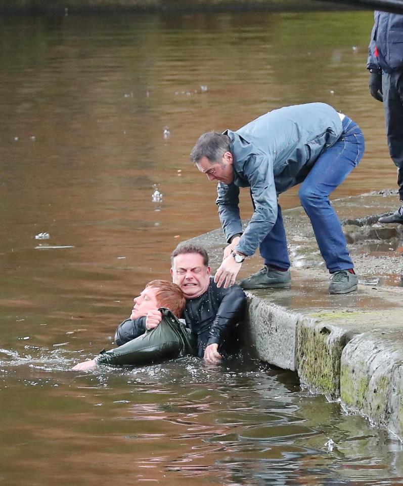  The drizzly weather made the scene of 'Adam' and 'Pete' in the canal even more grim