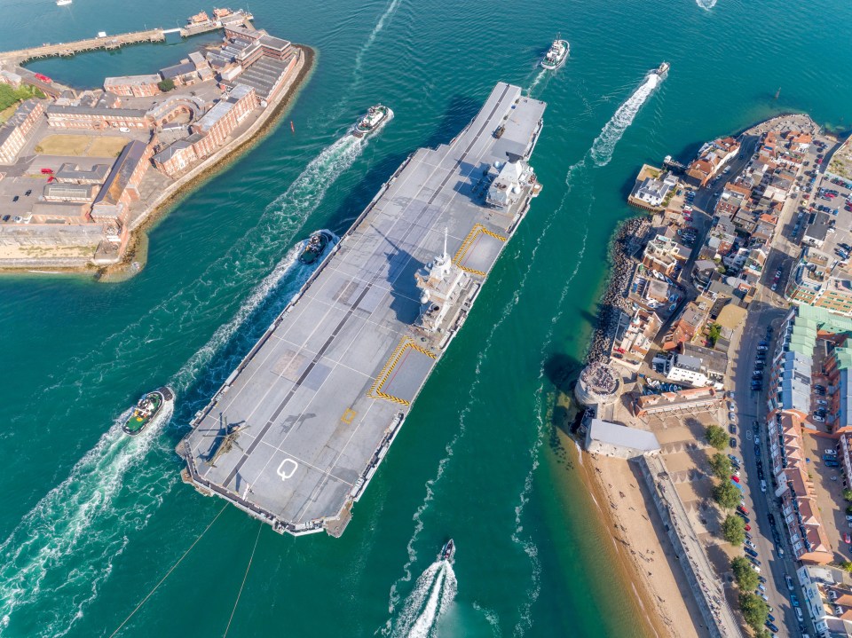 HMS Queen Elizabeth II returning to Portsmouth on June 23, 2018